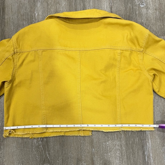 Street wear mustard yellow, cropped jean jacket - Picture 6 of 8